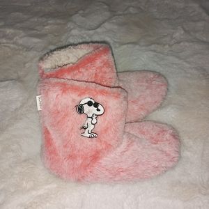 Snoopy and Woodstock Sleep Boots